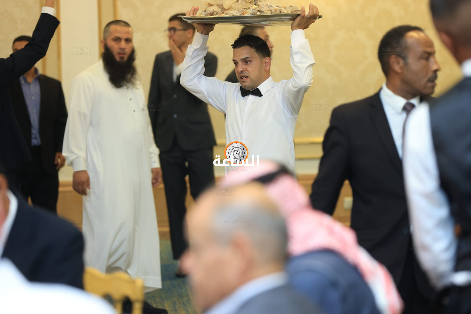 Madar Al-Saa Images 0.8569344317975809