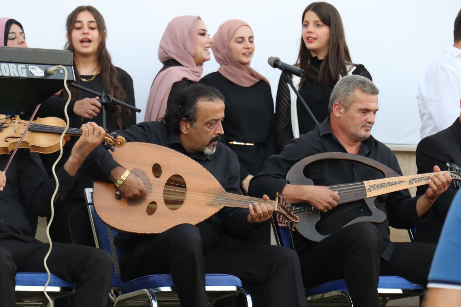 Madar Al-Saa Images 0.1850726680687207