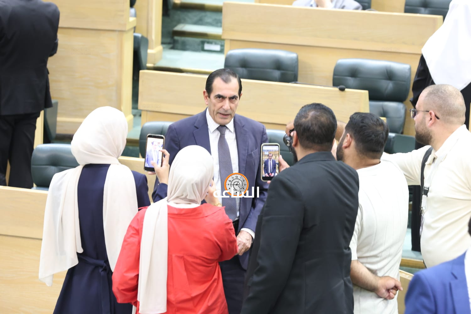 Madar Al-Saa Images 0.7298530381629328