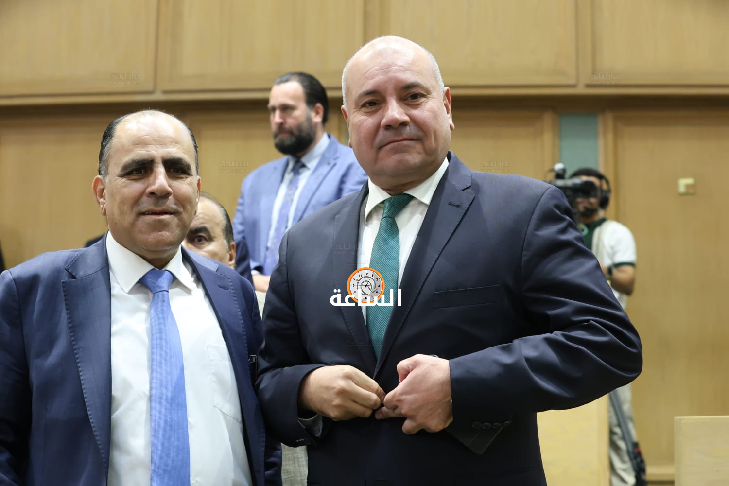 Madar Al-Saa Images 0.09557279404949814