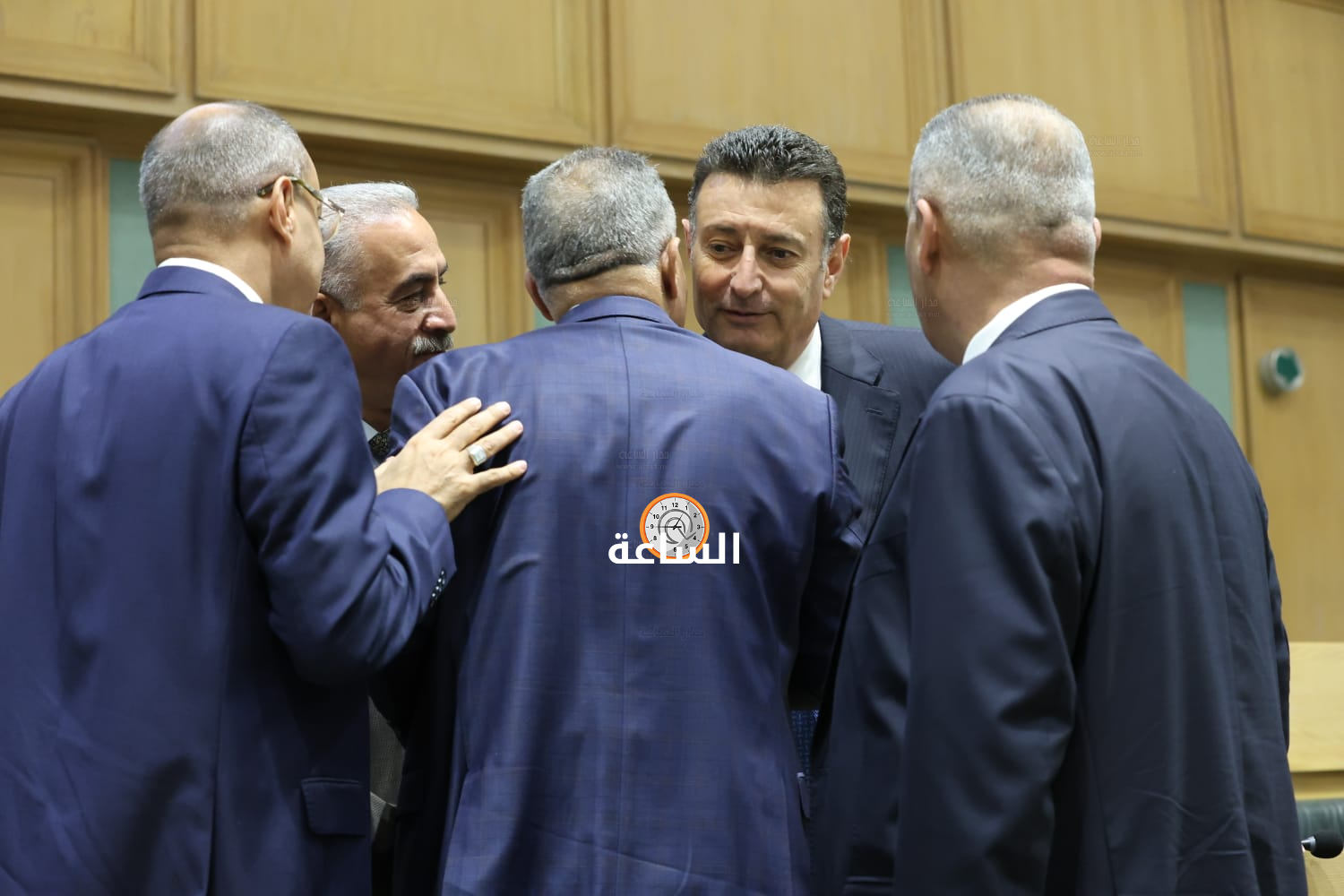Madar Al-Saa Images 0.09617743391113176