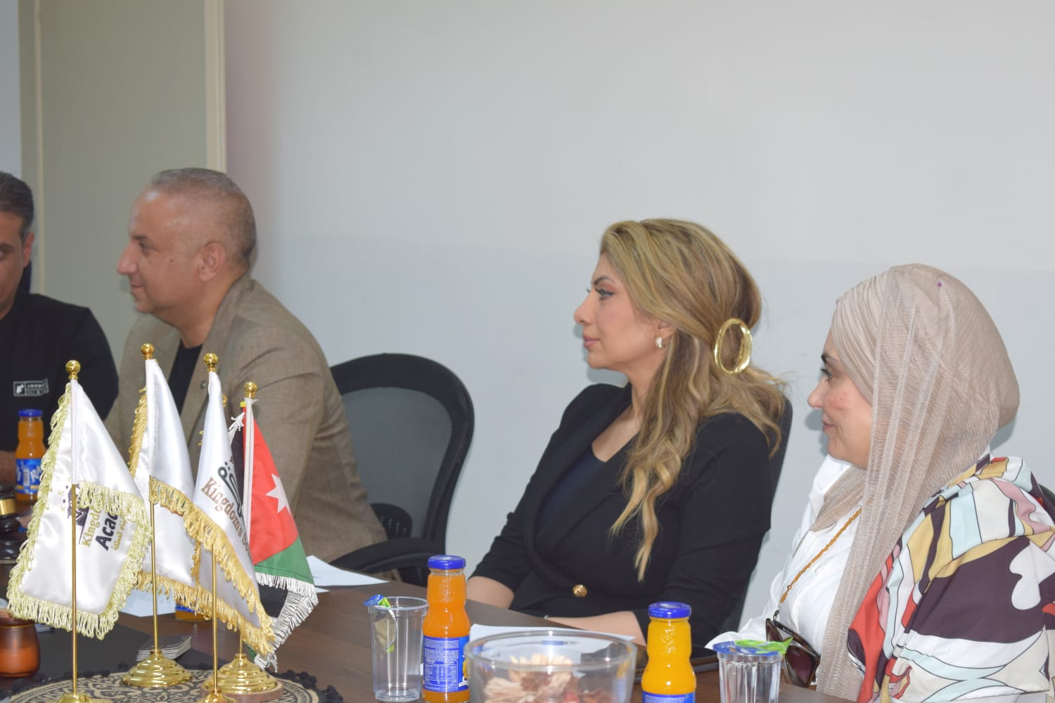 Madar Al-Saa Images 0.06153677166421434