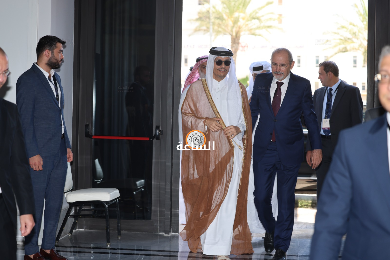 

أيمن الصفدي و&nbsp;&nbsp;الشيخ محمد بن عبدالرحمن بن جاسم&nbsp;آل ثاني

