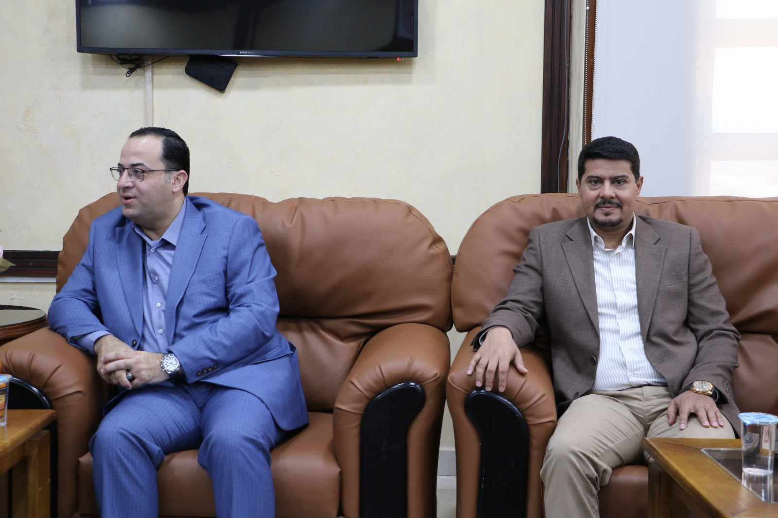 Madar Al-Saa Images 0.3807151855845825