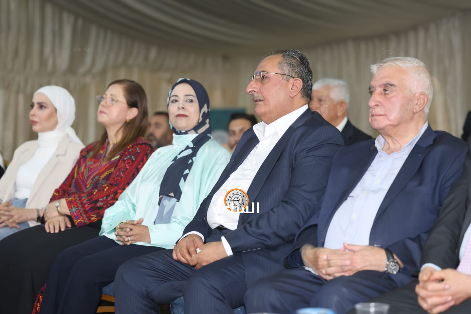 Madar Al-Saa Images 0.4932186359703771