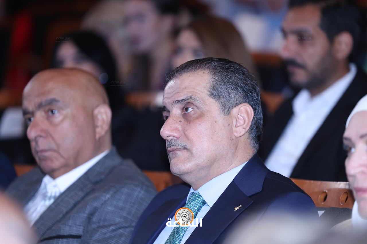 Madar Al-Saa Images 0.8228607473852372