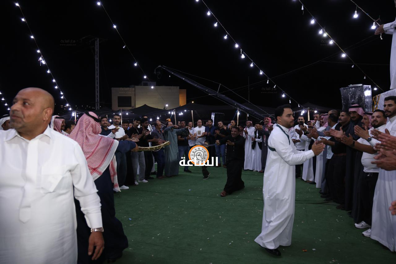 Madar Al-Saa Images 0.022298397988855023