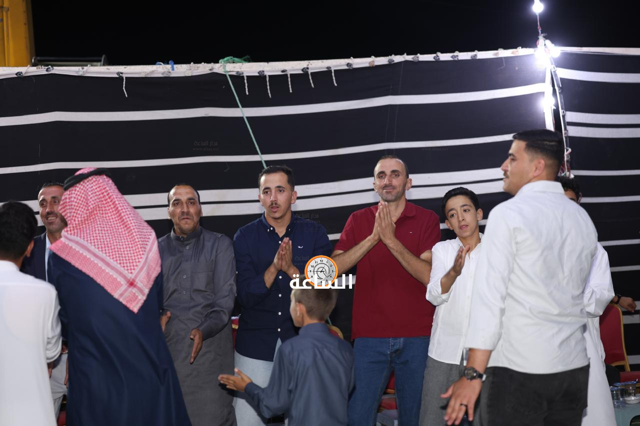 Madar Al-Saa Images 0.034608635311372815