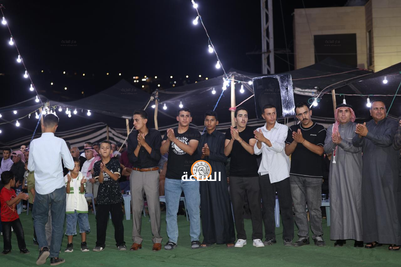 Madar Al-Saa Images 0.654794570954817
