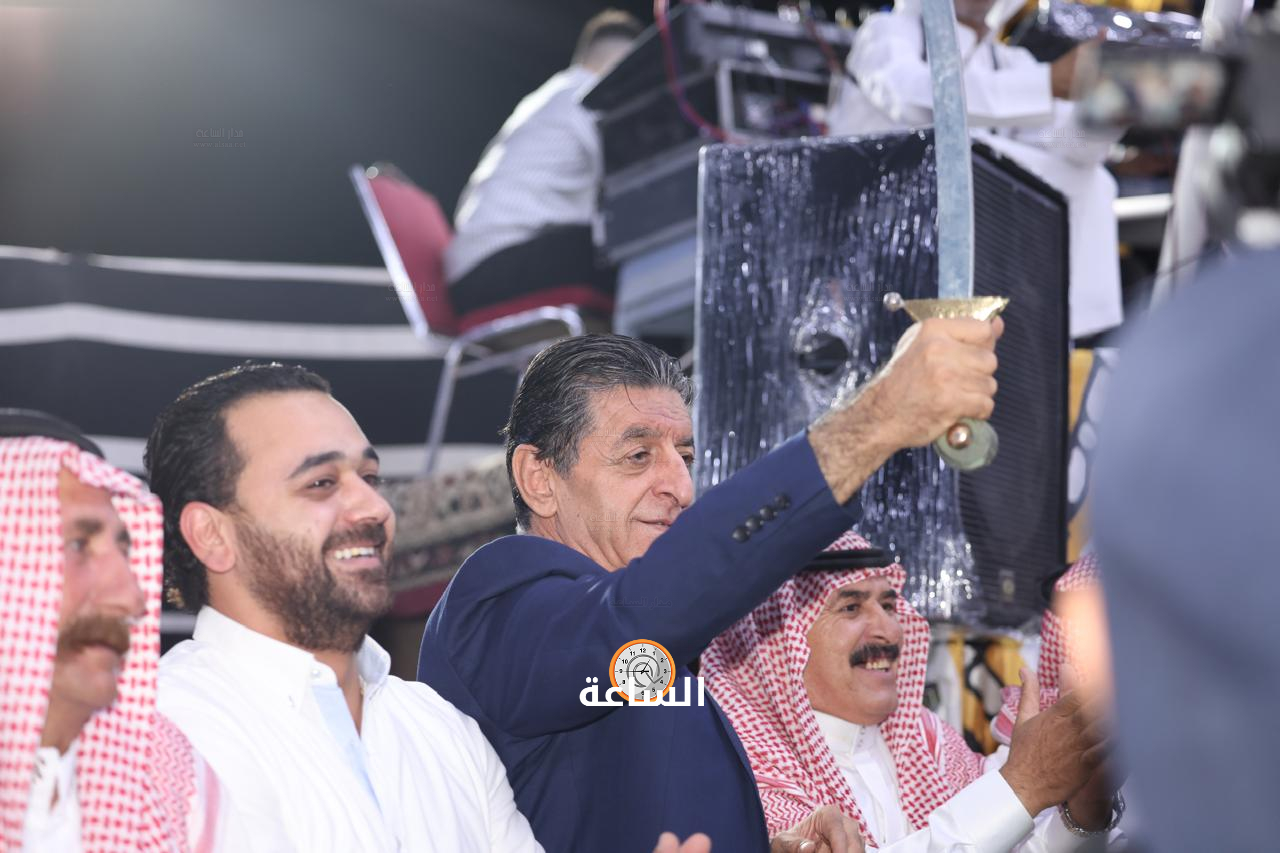 Madar Al-Saa Images 0.868555645955779