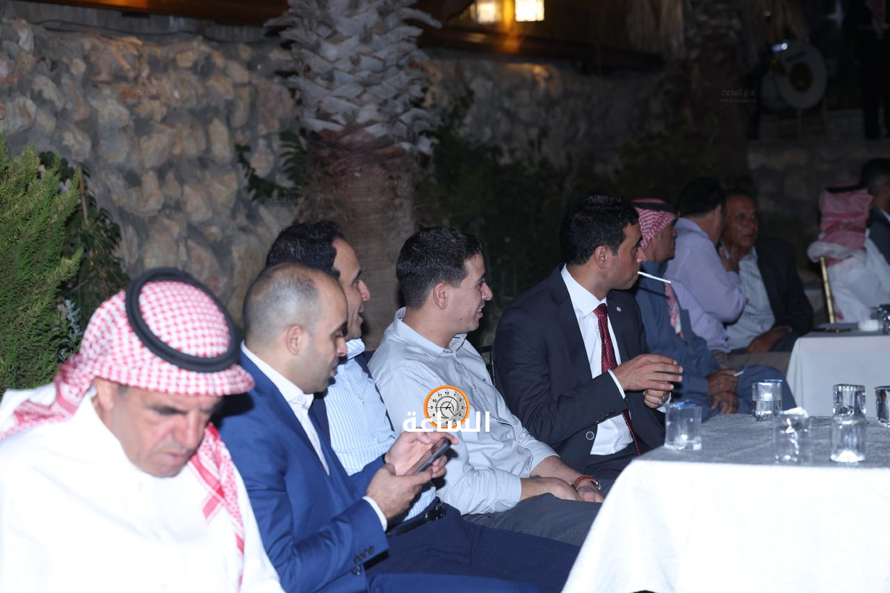 Madar Al-Saa Images 0.10914387653022128