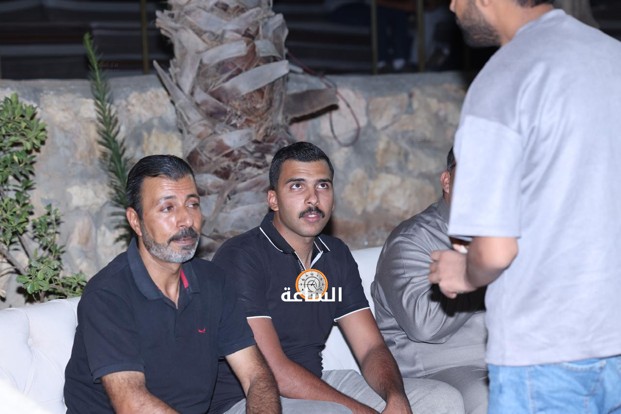 Madar Al-Saa Images 0.021879732323631385