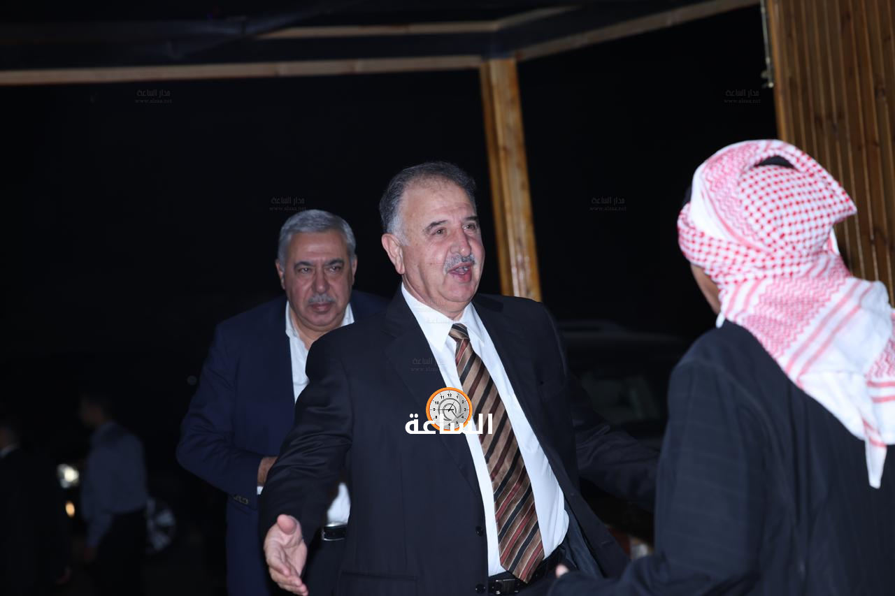 Madar Al-Saa Images 0.2558465386841424