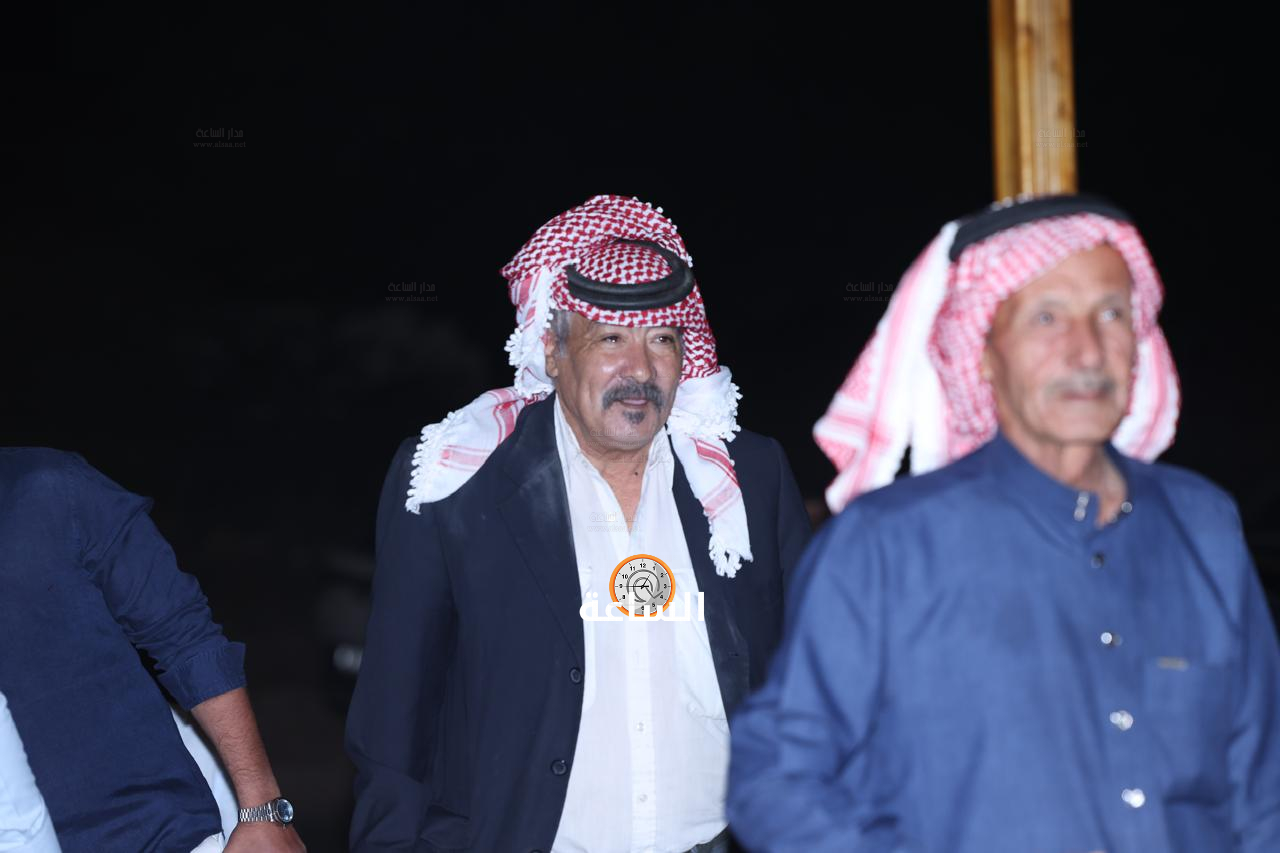 Madar Al-Saa Images 0.4103466351721823