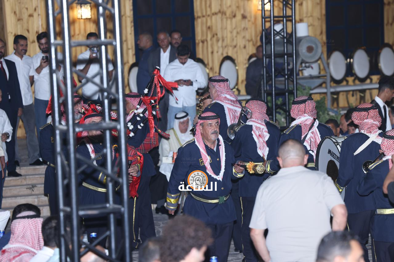 Madar Al-Saa Images 0.045839486371796245