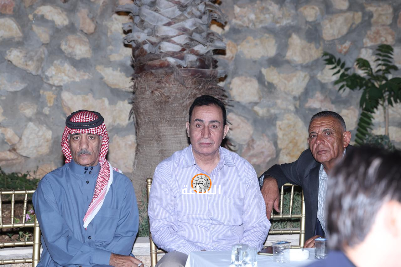 Madar Al-Saa Images 0.005411389132524147