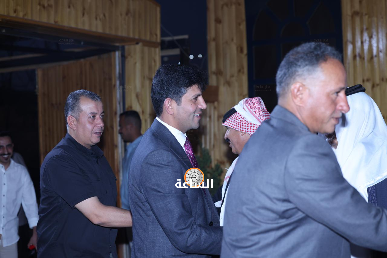 Madar Al-Saa Images 0.18682821540015415