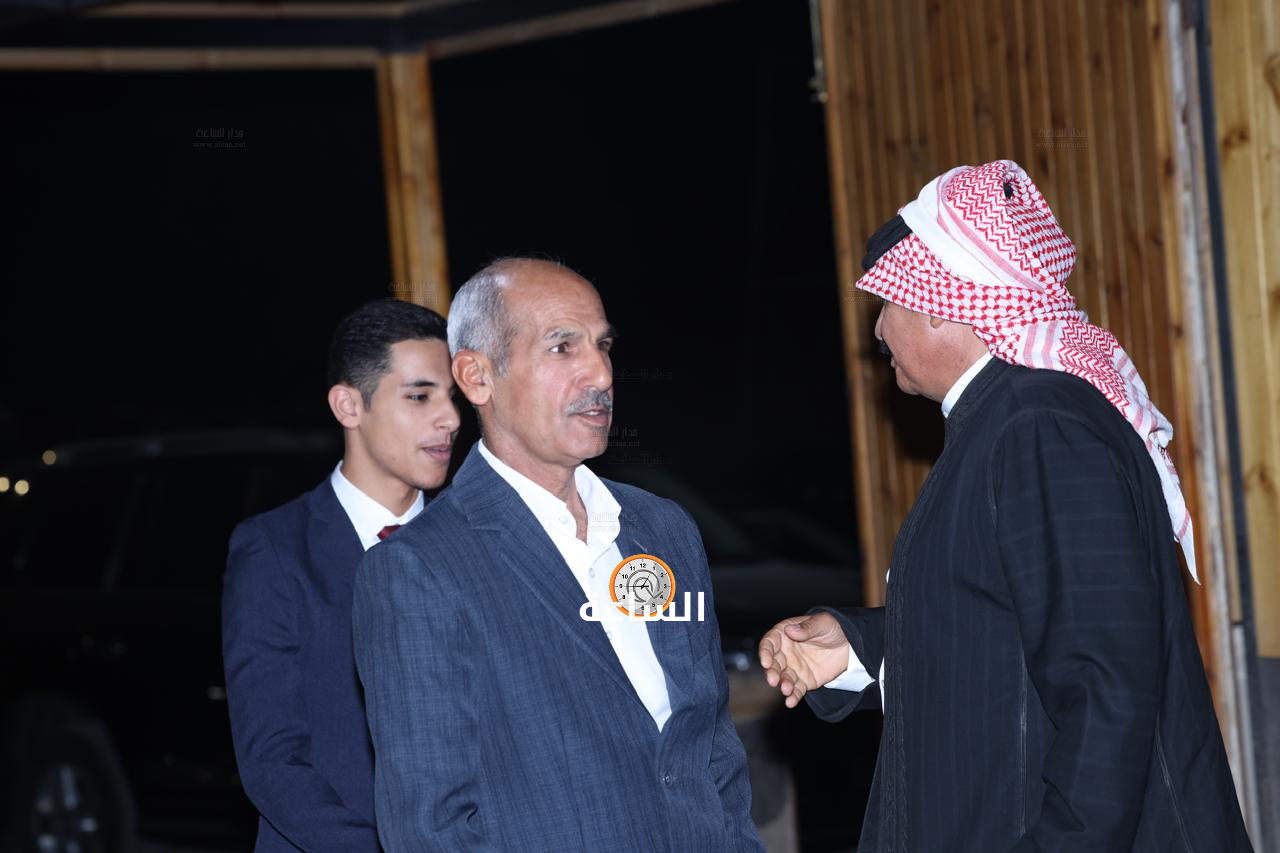 Madar Al-Saa Images 0.5222528117162621