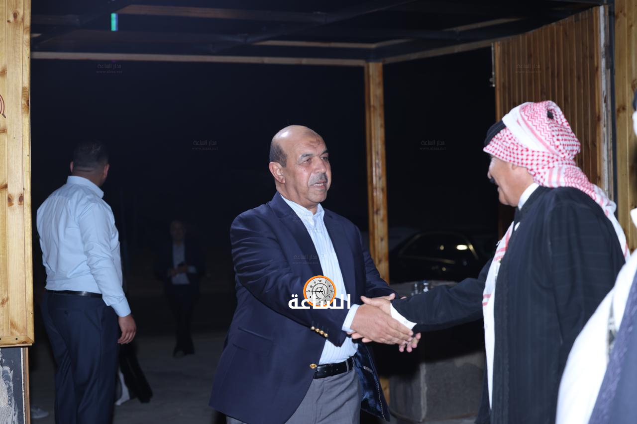 Madar Al-Saa Images 0.8697117648945343