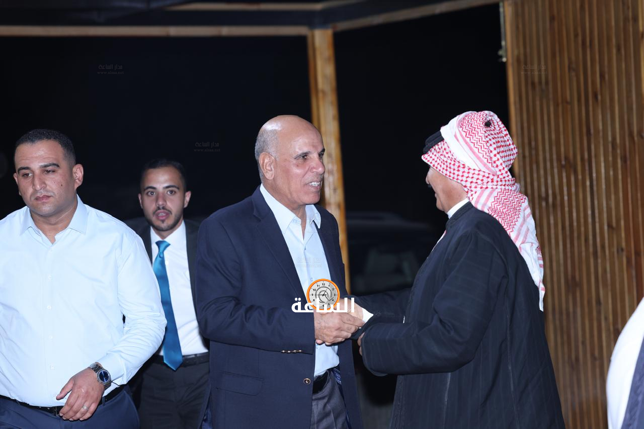 Madar Al-Saa Images 0.8159322449934557