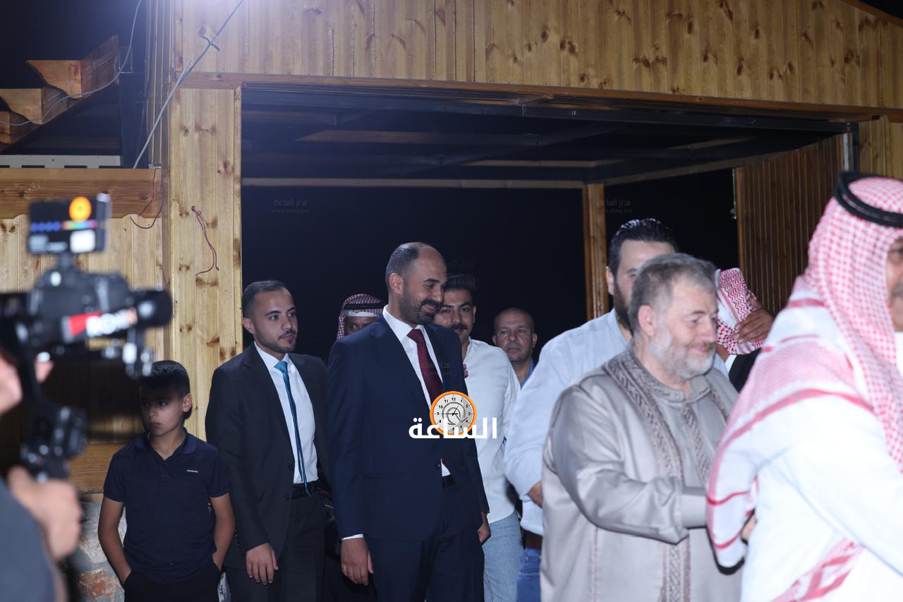 Madar Al-Saa Images 0.16851465894506035