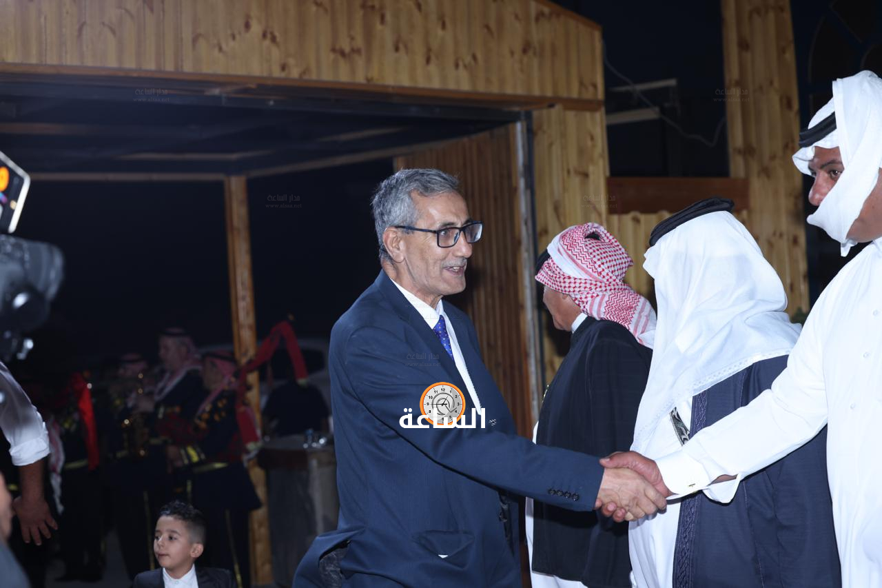 Madar Al-Saa Images 0.7561872126587398
