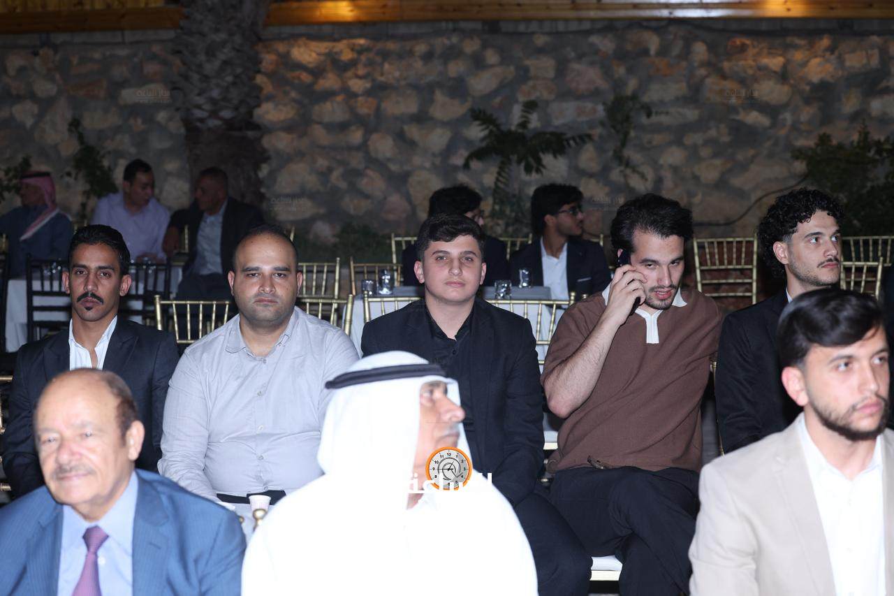 Madar Al-Saa Images 0.263107304286187