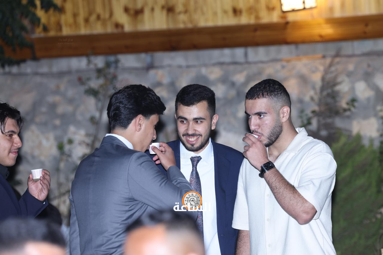 Madar Al-Saa Images 0.37914048742209017