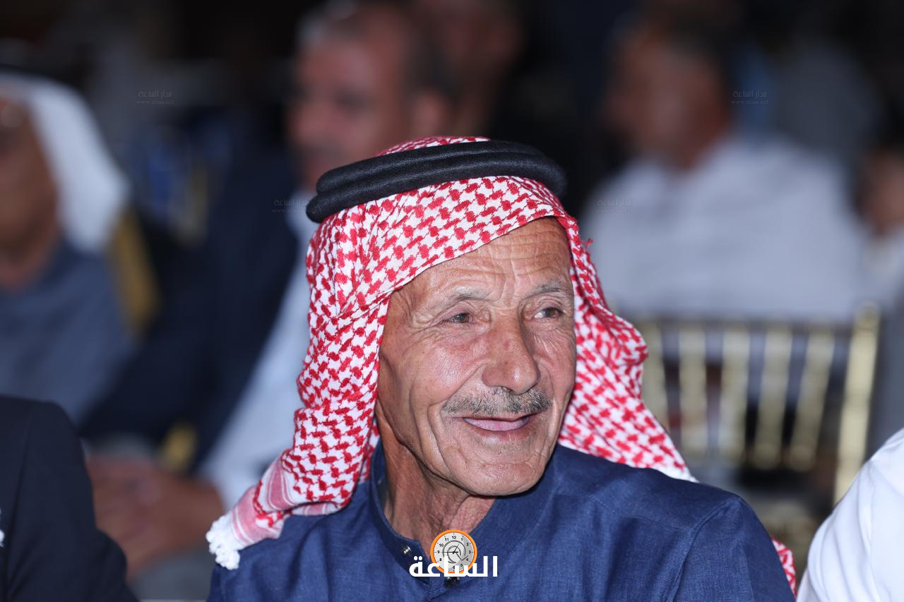 Madar Al-Saa Images 0.7163240652933057