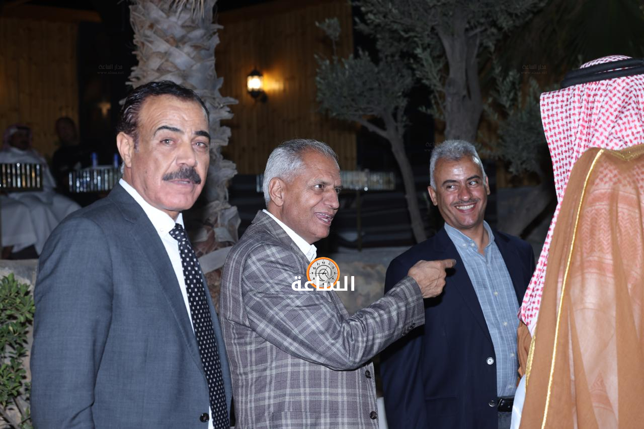 Madar Al-Saa Images 0.5707835224991273