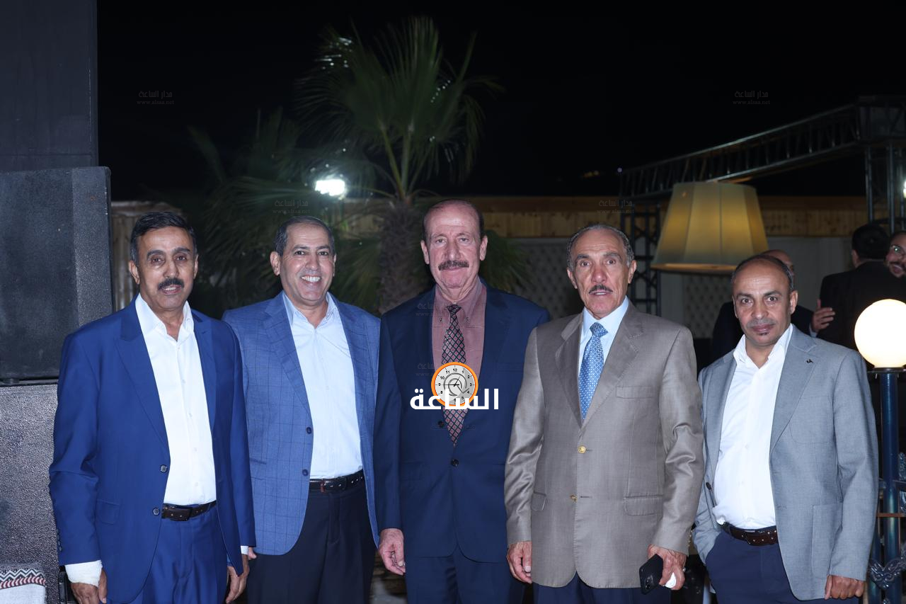 Madar Al-Saa Images 0.9640798419379631