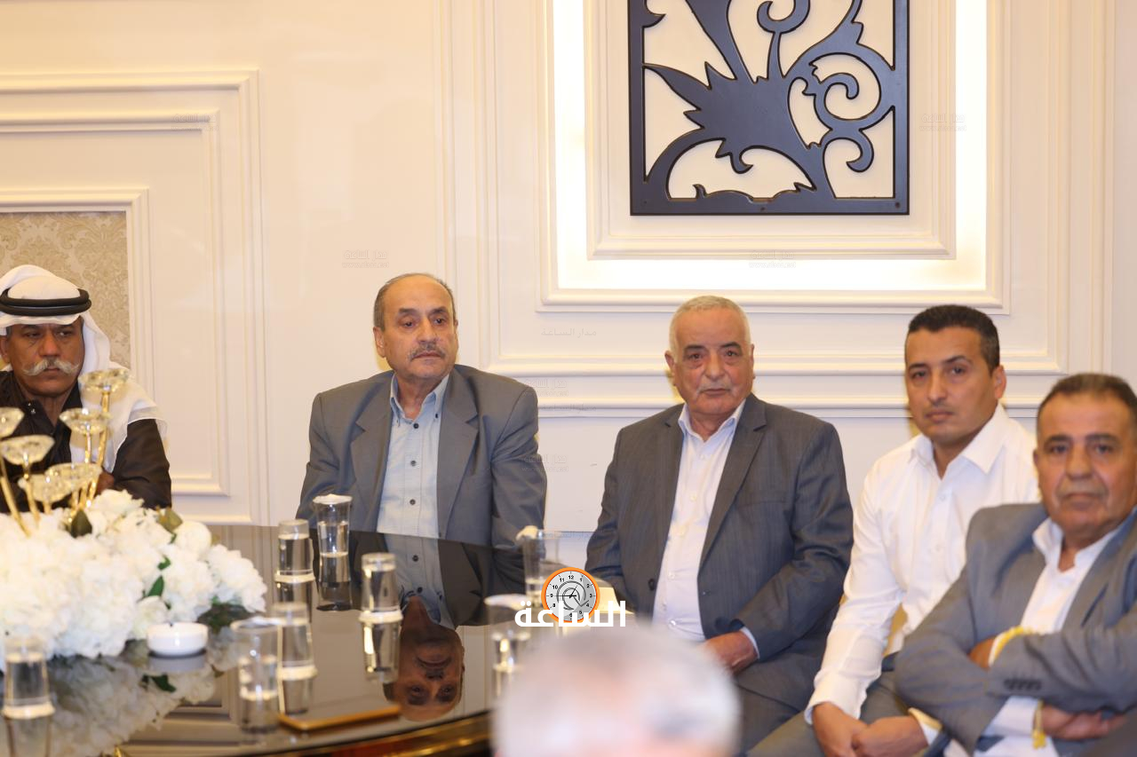 Madar Al-Saa Images 0.13717617797978865