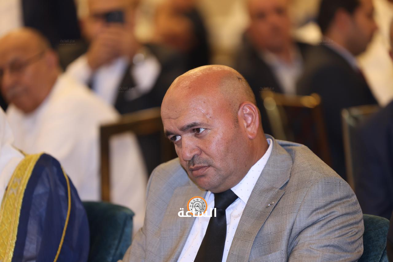Madar Al-Saa Images 0.26257455827300447