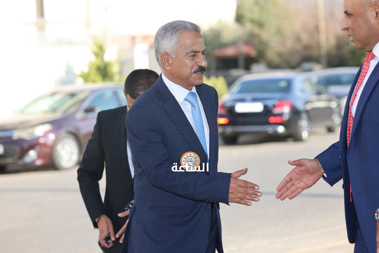 Madar Al-Saa Images 0.4304482458455553