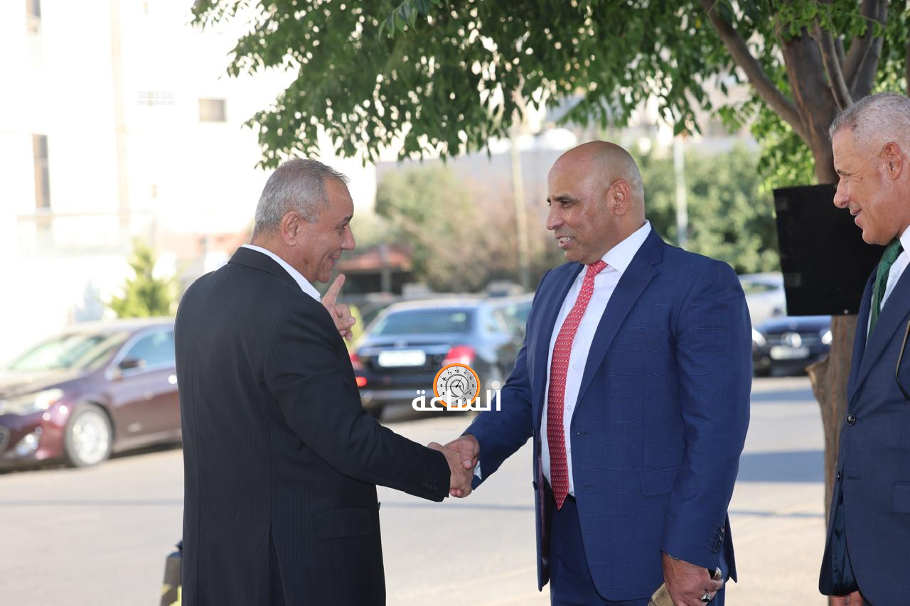 Madar Al-Saa Images 0.8948486182083212