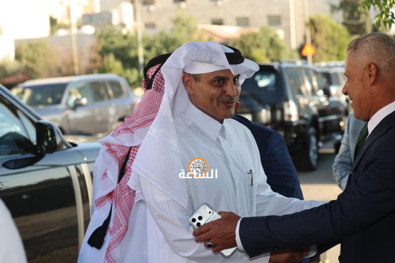 Madar Al-Saa Images 0.7782758452390864