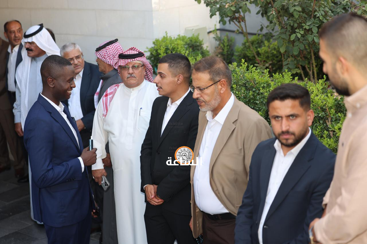 Madar Al-Saa Images 0.866802599692165