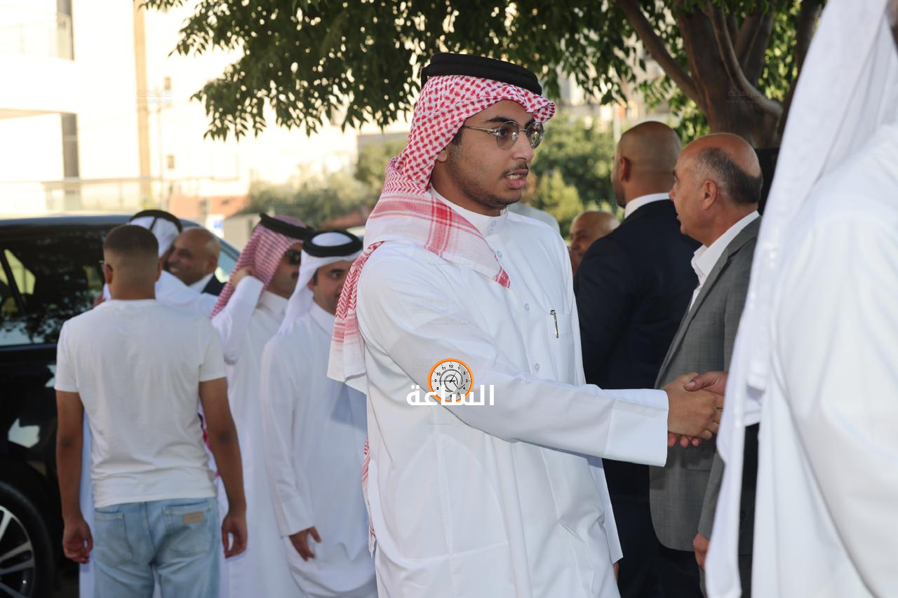 Madar Al-Saa Images 0.35422084773764095