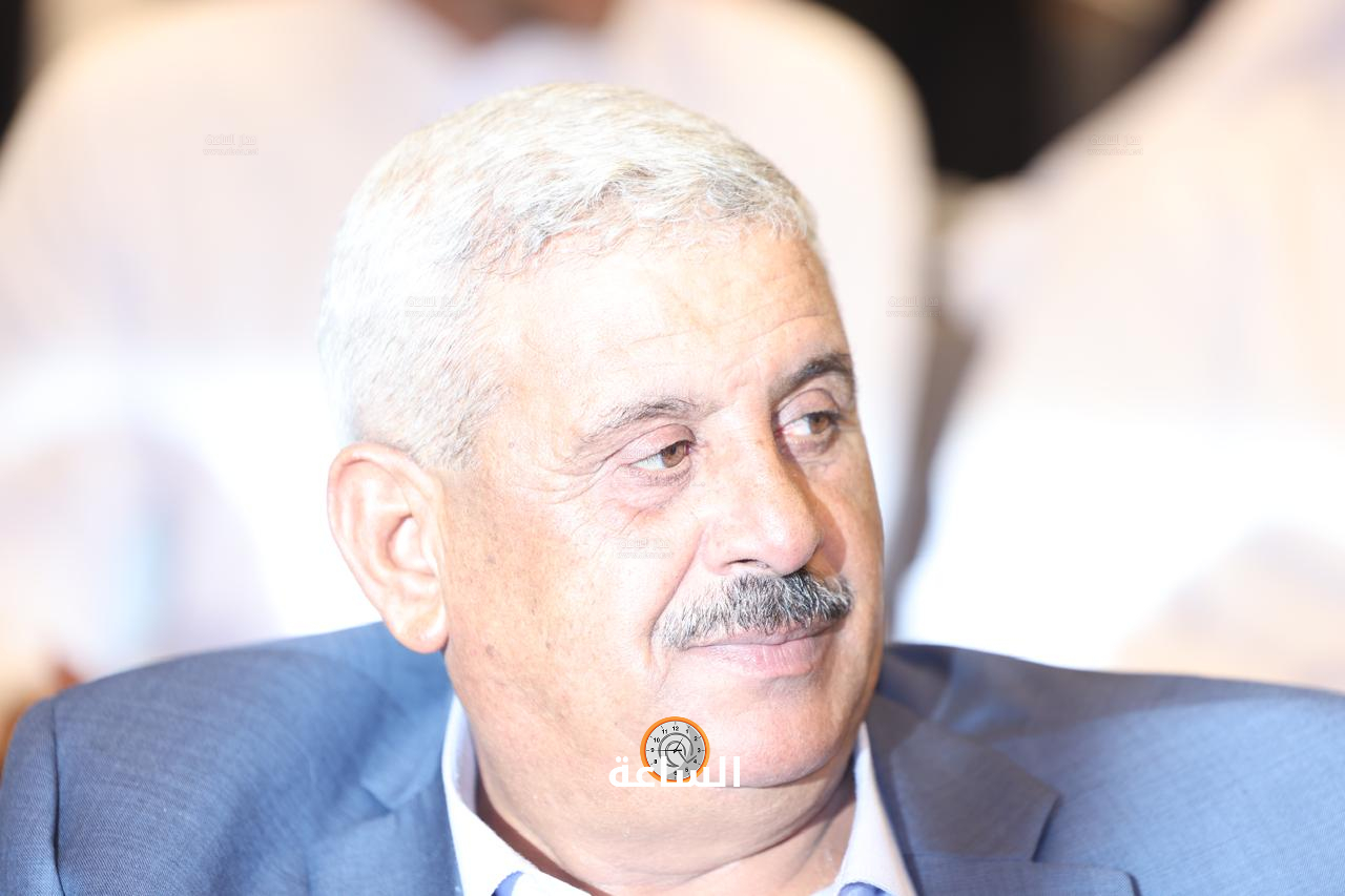Madar Al-Saa Images 0.24402775183748682