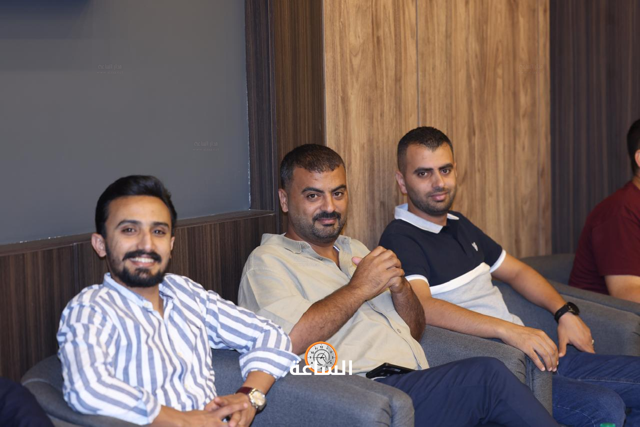 Madar Al-Saa Images 0.538668536634219