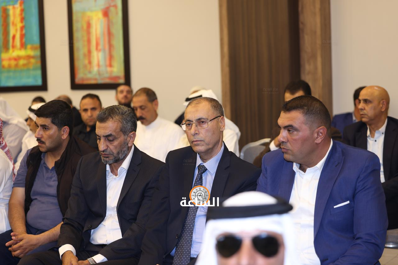 Madar Al-Saa Images 0.7756091212523788