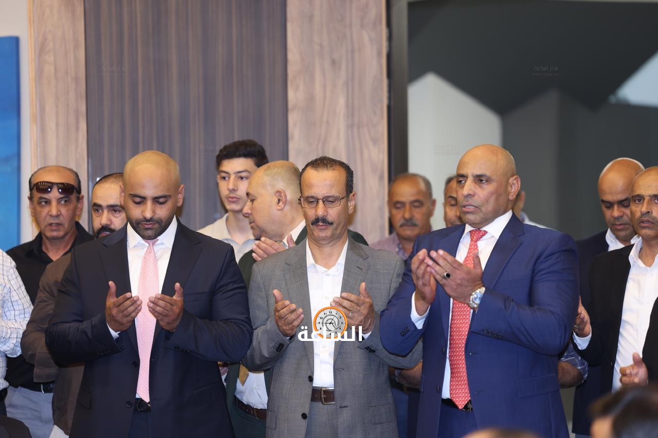 Madar Al-Saa Images 0.46163274737003535