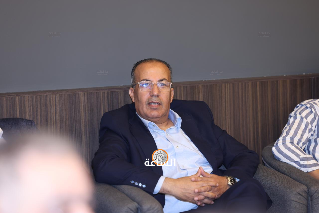 Madar Al-Saa Images 0.7266212756401281