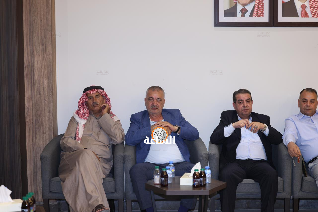 Madar Al-Saa Images 0.5609737164696077