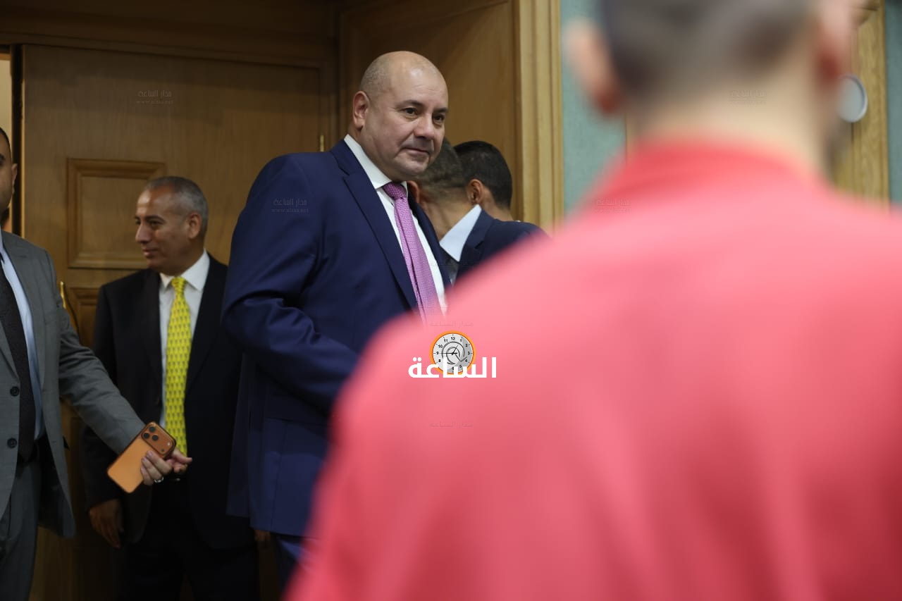 Madar Al-Saa Images 0.39614365416599895