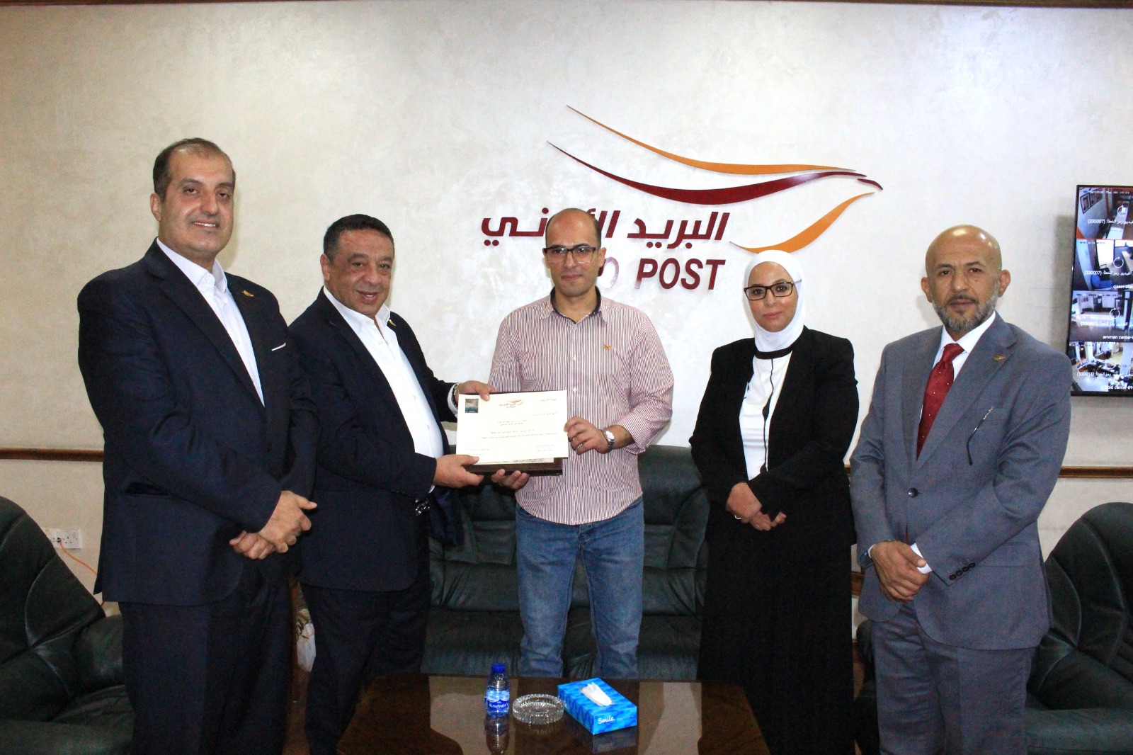 Madar Al-Saa Images 0.27389093737868275