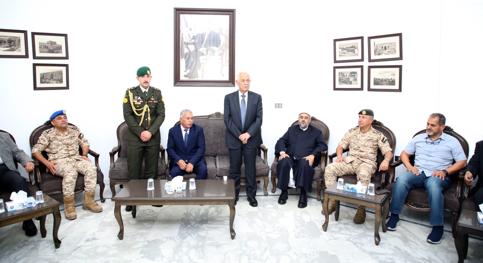 Madar Al-Saa Images 0.7464013065763836