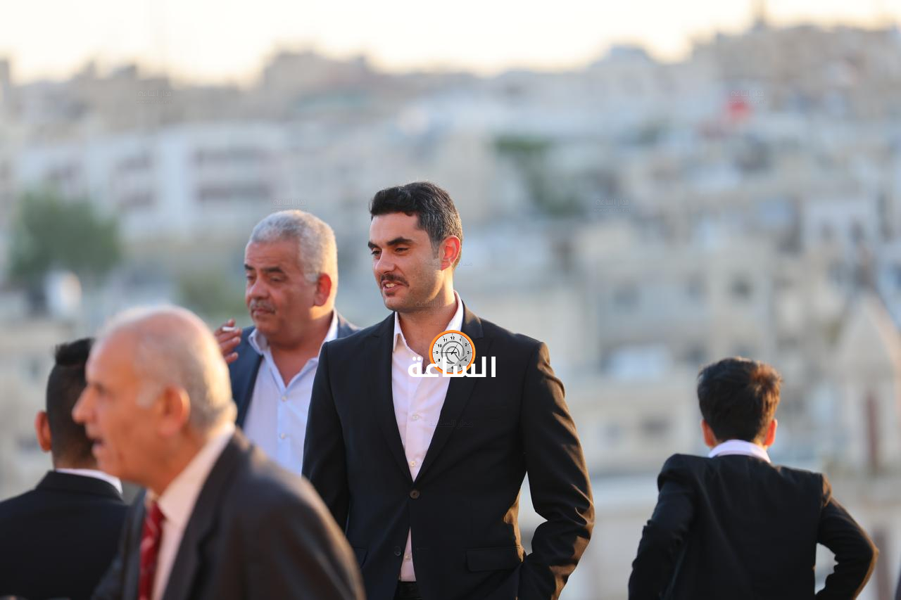 Madar Al-Saa Images 0.6857115271637366