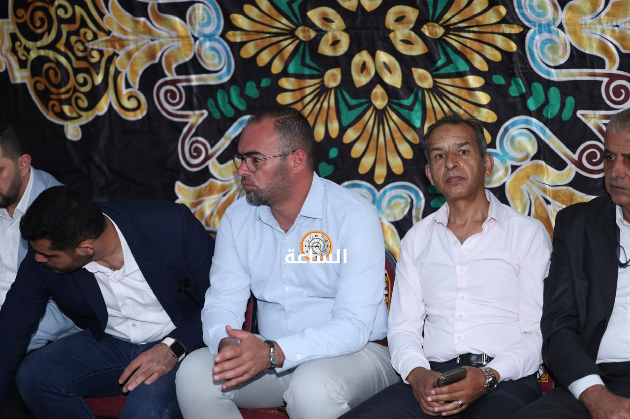 Madar Al-Saa Images 0.7425885903021605