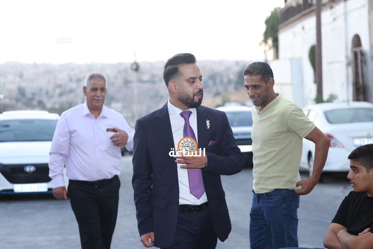 Madar Al-Saa Images 0.3948514800129672